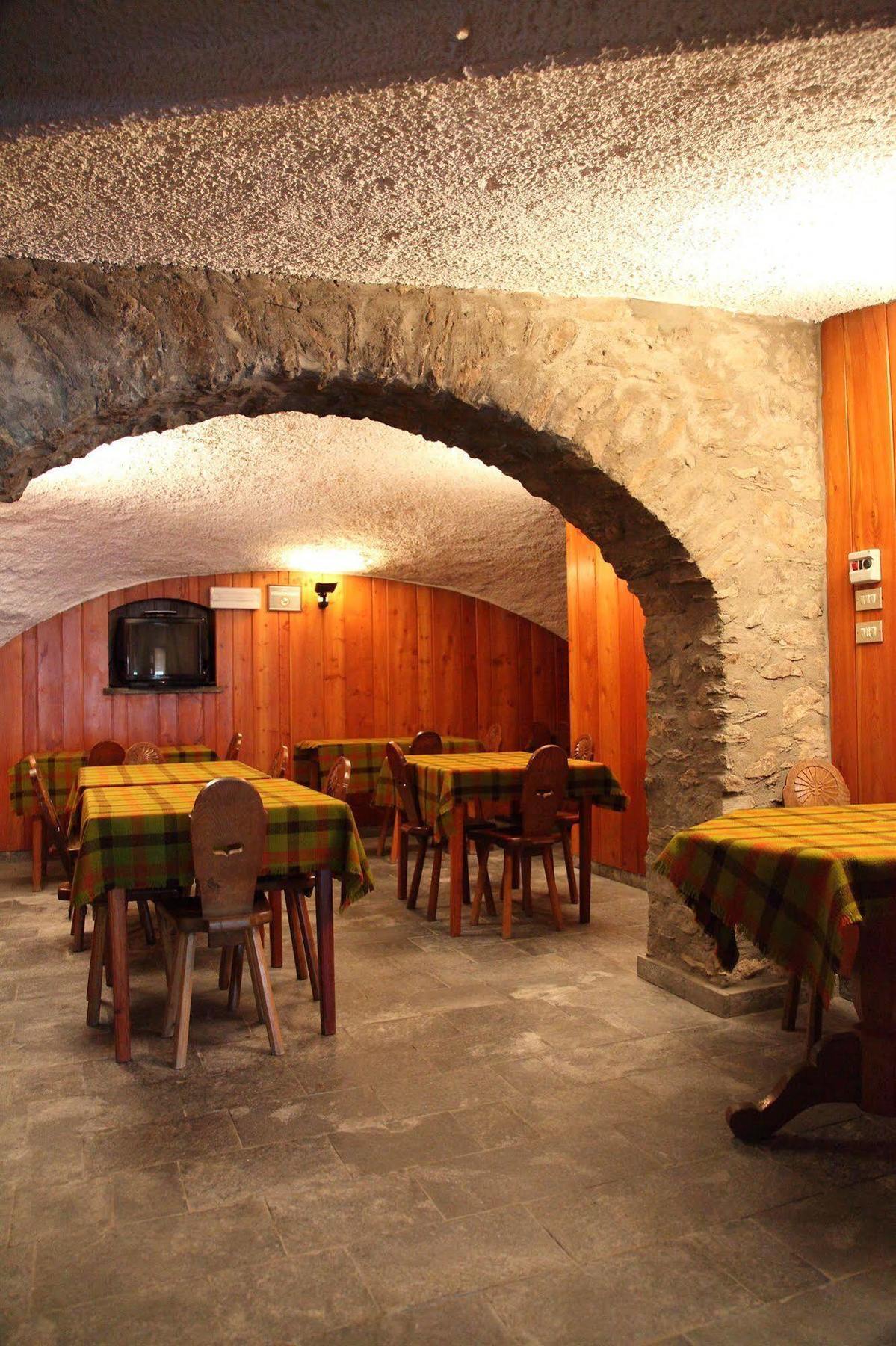 Hotel Bellavista Saint Nicolas Exteriör bild